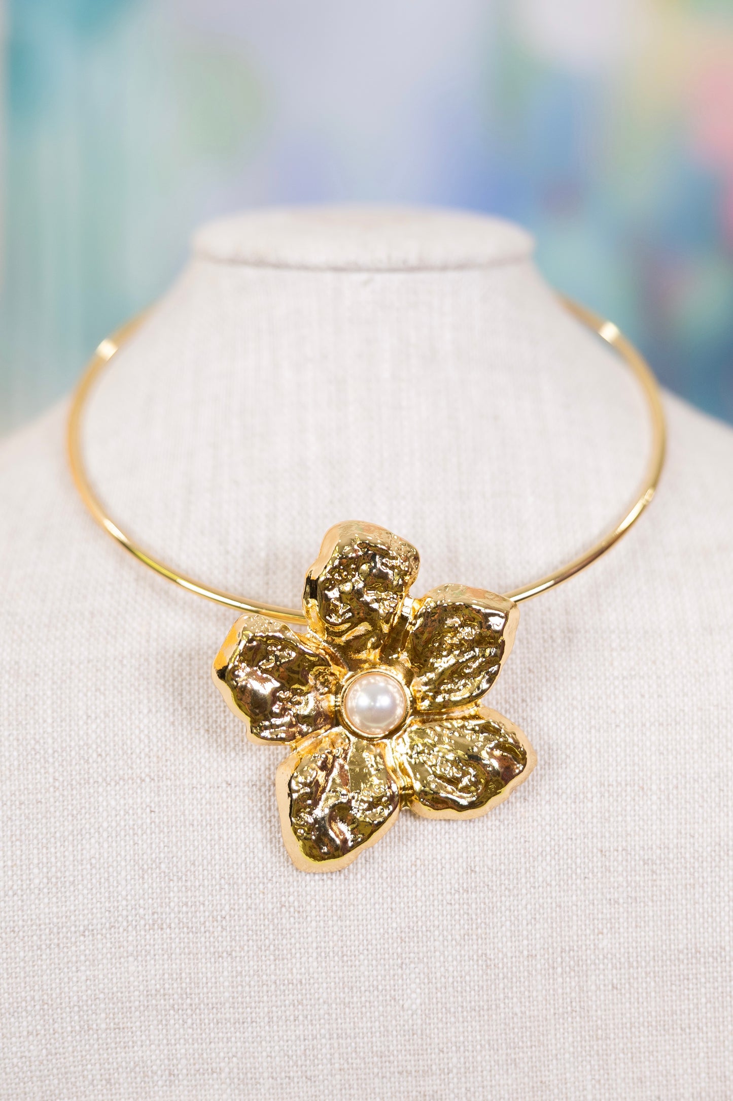 Flower Power Pendant Choker-Necklaces-Golden Stella-The Village Shoppe, Women’s Fashion Boutique, Shop Online and In Store - Located in Muscle Shoals, AL.