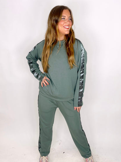 The Harlie Set-Matching Set-Rae Mode-The Village Shoppe, Women’s Fashion Boutique, Shop Online and In Store - Located in Muscle Shoals, AL.