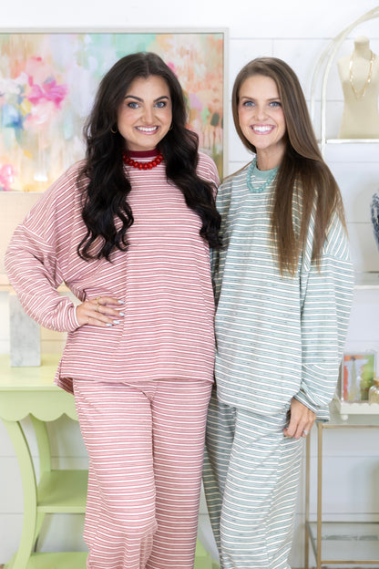Unwind Striped Set